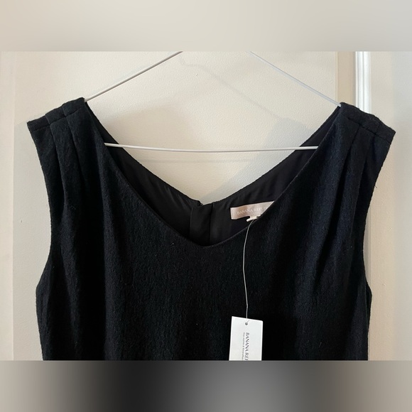 Banana Republic Black Sheath dress In Size 6, New With tags - Picture 5 of 5